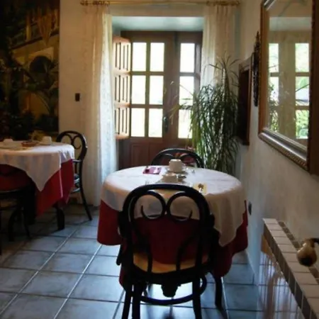 Casa De Don Guzman Vega de Pas