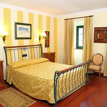 Casa De Don Guzman